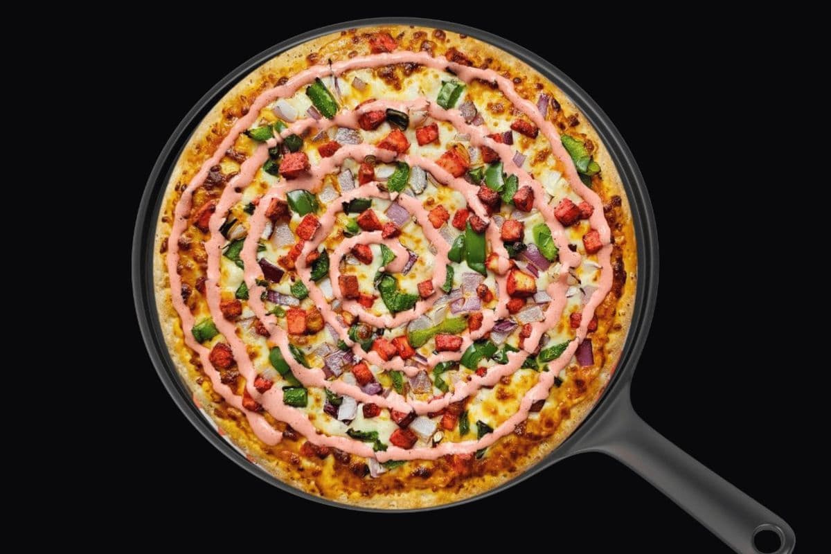 Tandoori Paneer Pizza