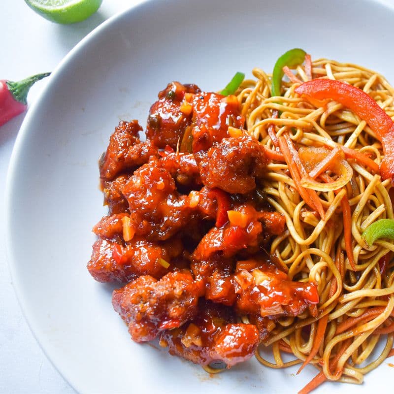 Veg. Noodles with Chilli Chicken COMBO