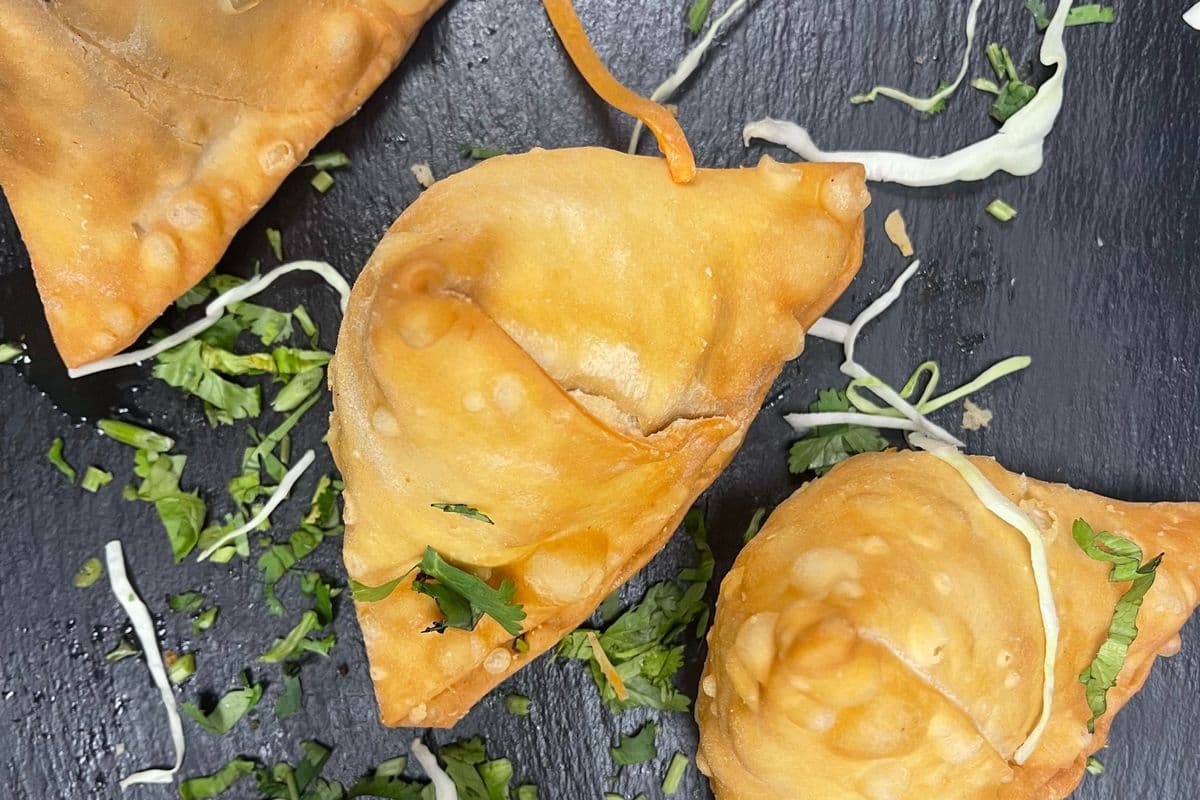 Samosas without Toppings (3 pcs)