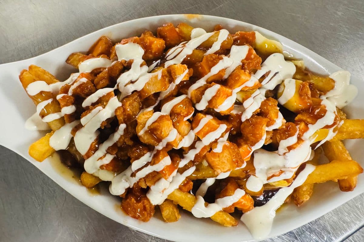 Philly Cheesesteak poutine