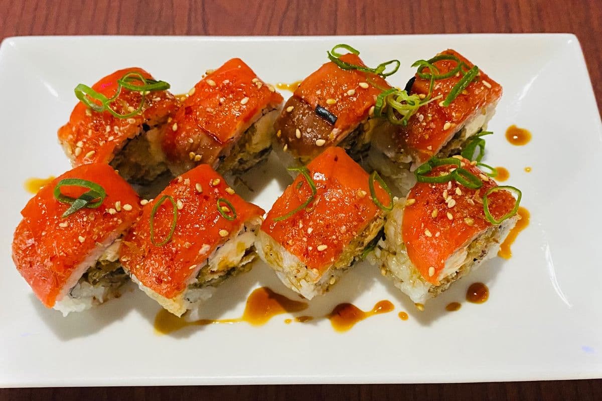 Yummy Dragon Roll (8 pcs)