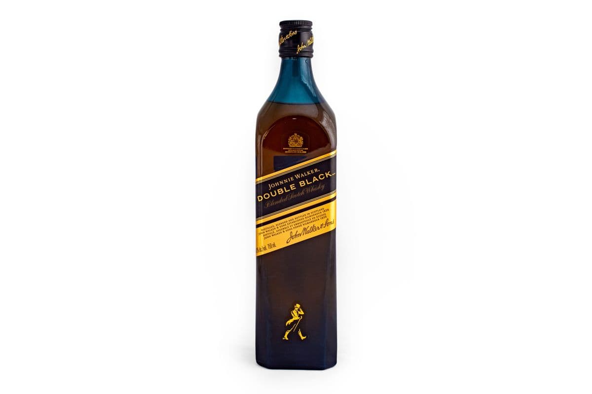 Johnnie Walker Double Black (750ML) (1 x 750 ml)