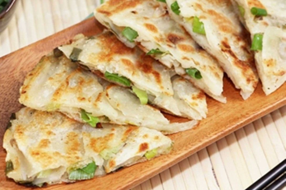 Green Onion Pancake (4 pcs) 葱花小油饼