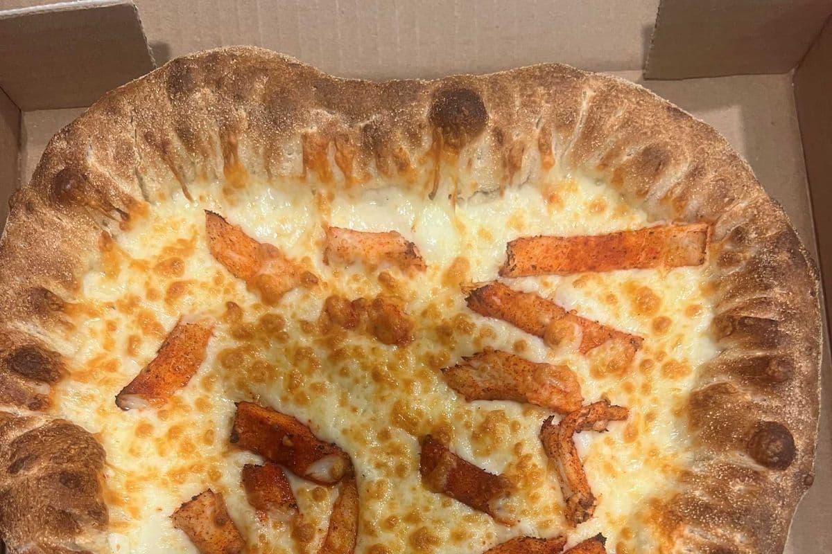 Valentine pizza