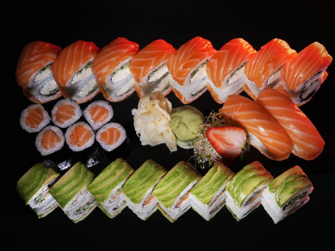 Salmon set (25 pcs)