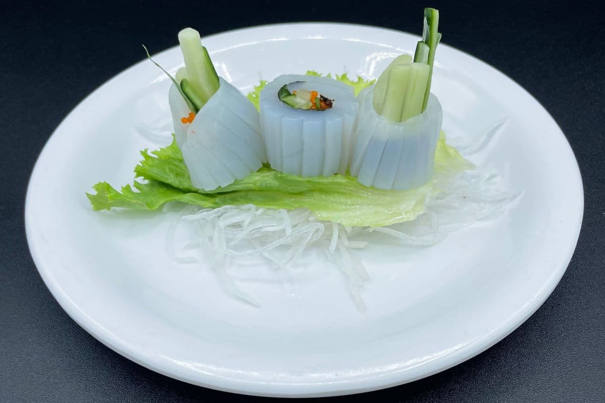 207 Ika (Cuttlefish) Sashimi (3pcs)
