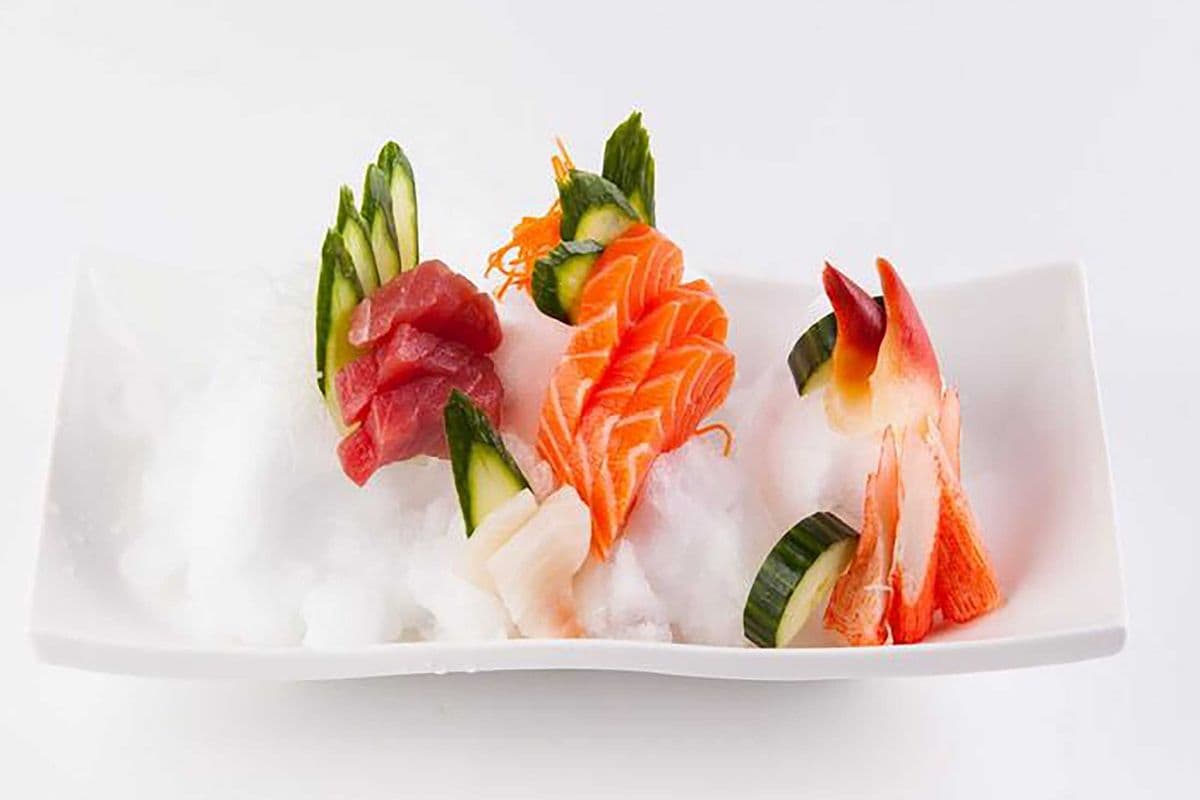 Sashimi Combo (12 pcs)