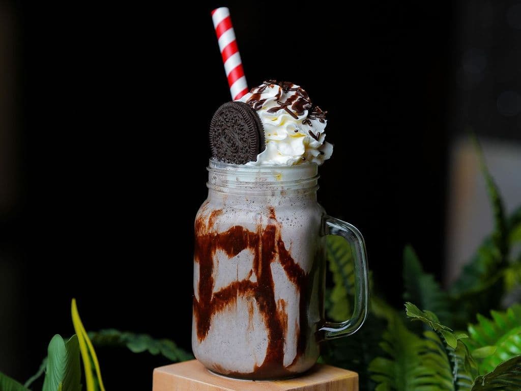 P2P Oreo Overloaded Shake