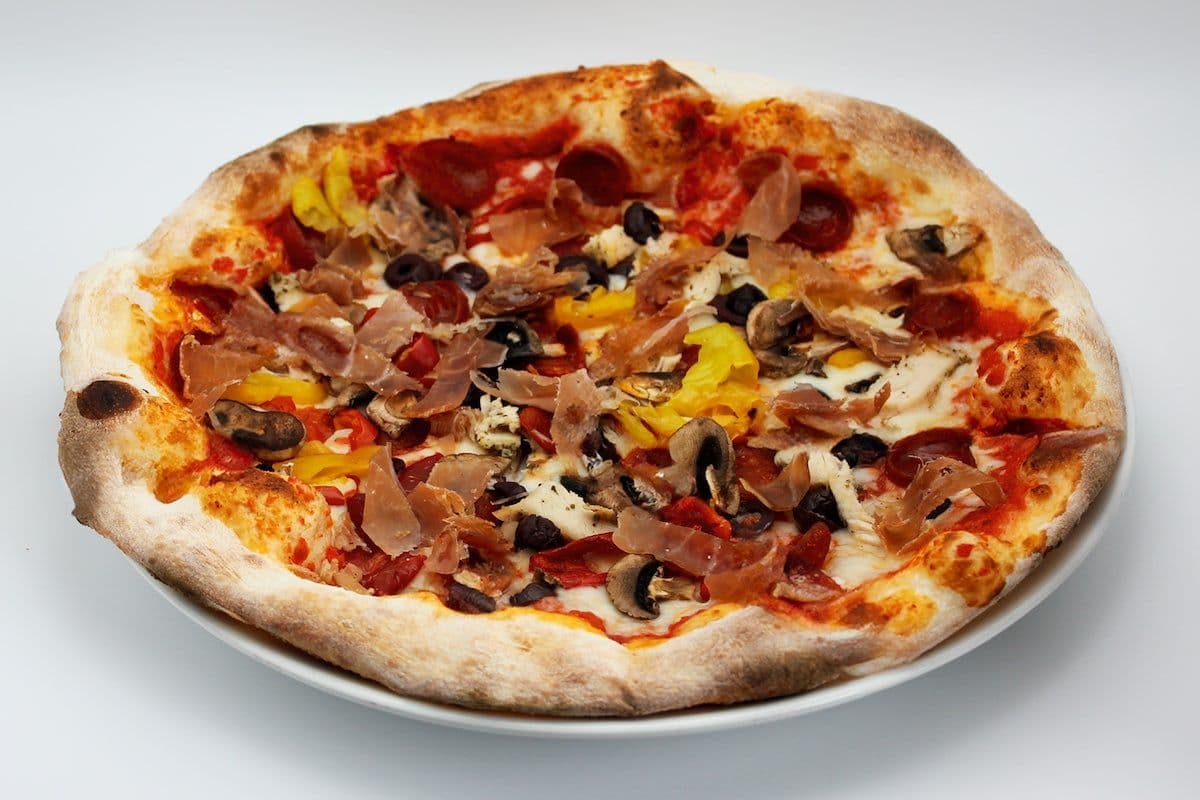 Johnny’s Pizza