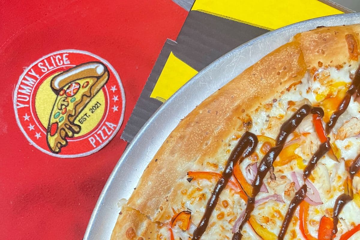 Yummy BBQ Chicken Pizza