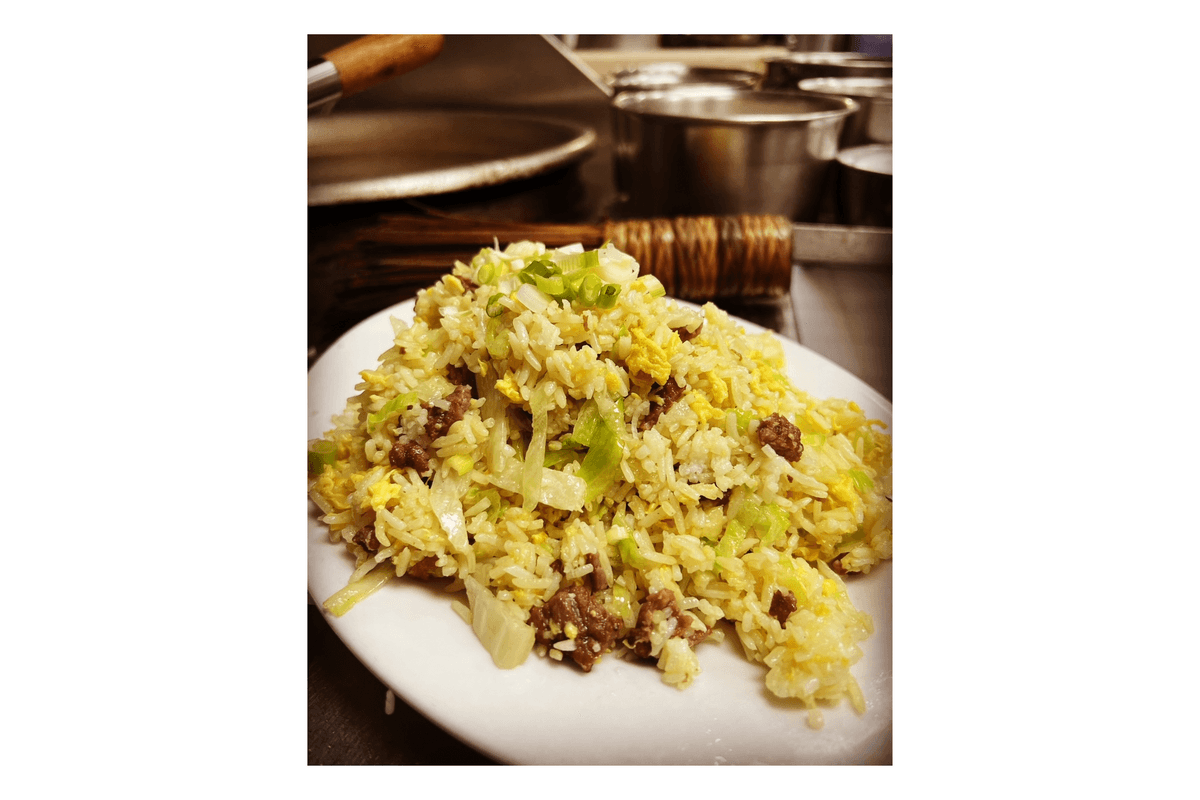 54. Beef with Lettuce Fried Rice / 生炒牛肉飯