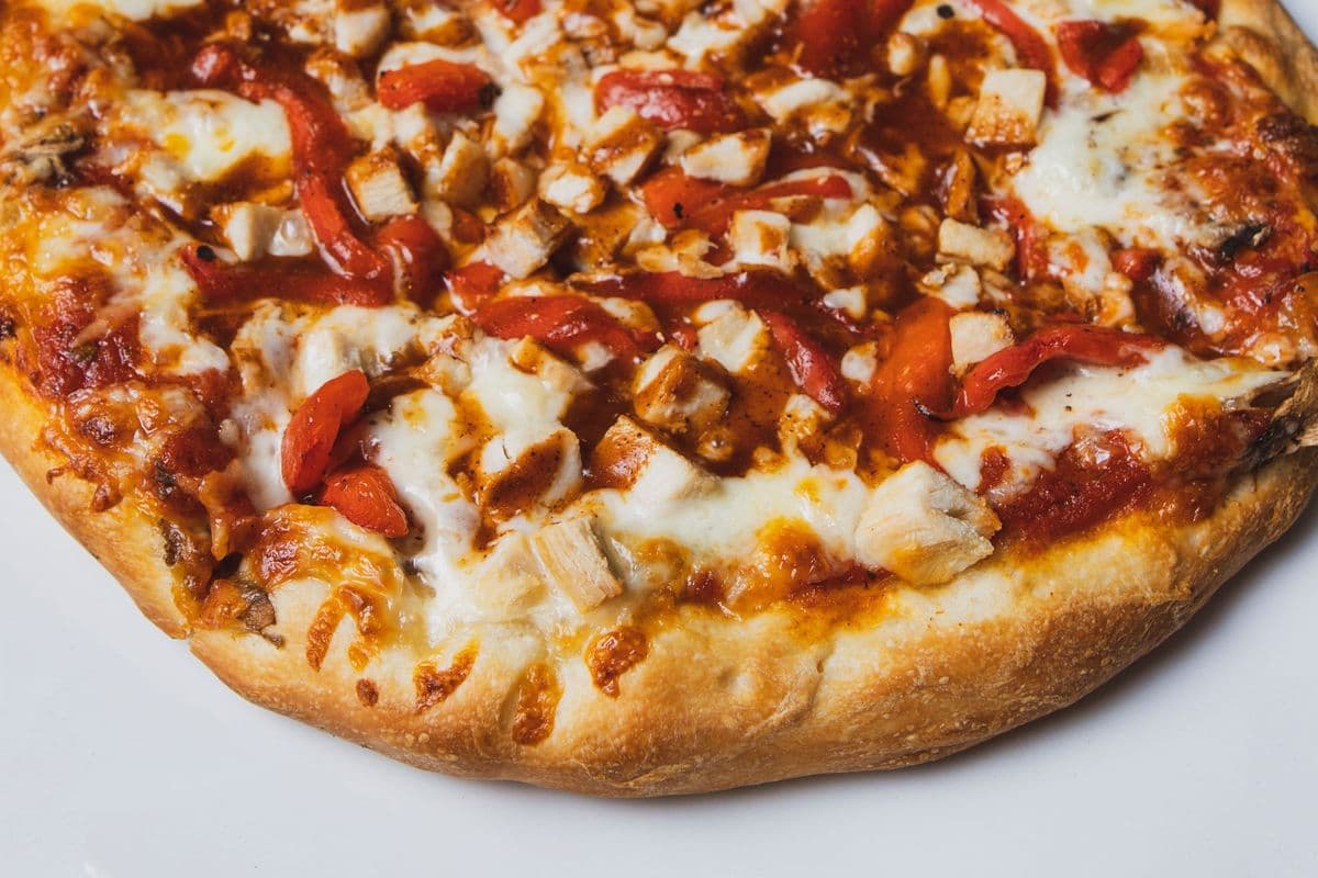 12" Medium Balsamic BBQ Chicken Pizza