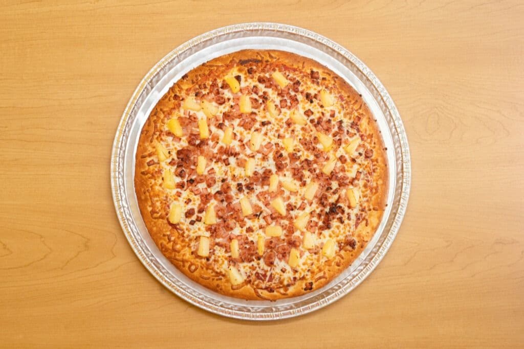 Medium FP Hawaiian Pizza
