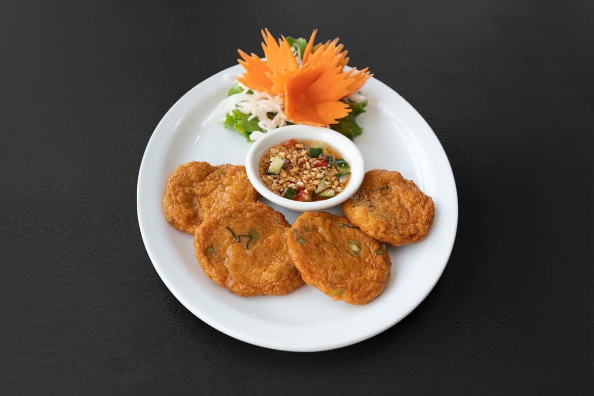 3. Tord Mun Pia (Fish Cake) (4 pcs)