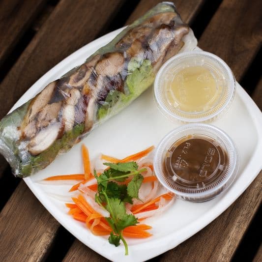16. Chicken Breast Salad Rolls (2 pcs)