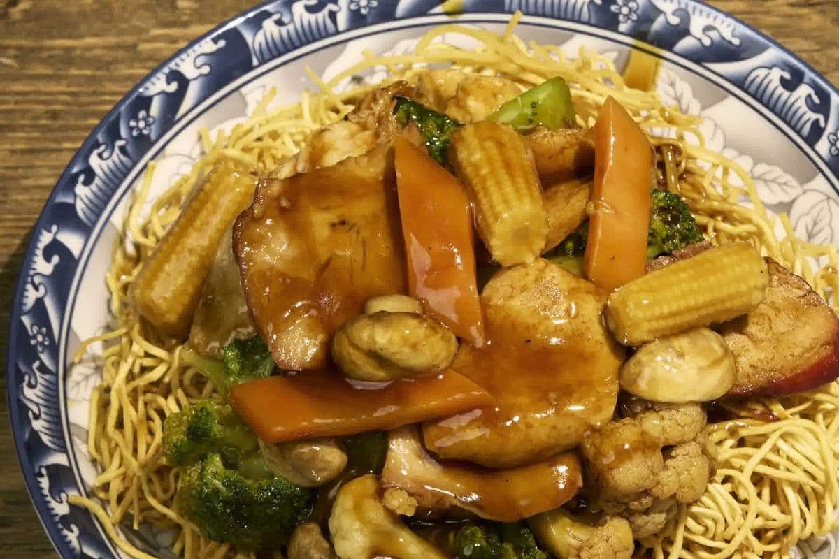 Woking Special Lo Mein (Semi-Crispy)