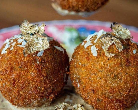 Arancini avec sauce a la truffe