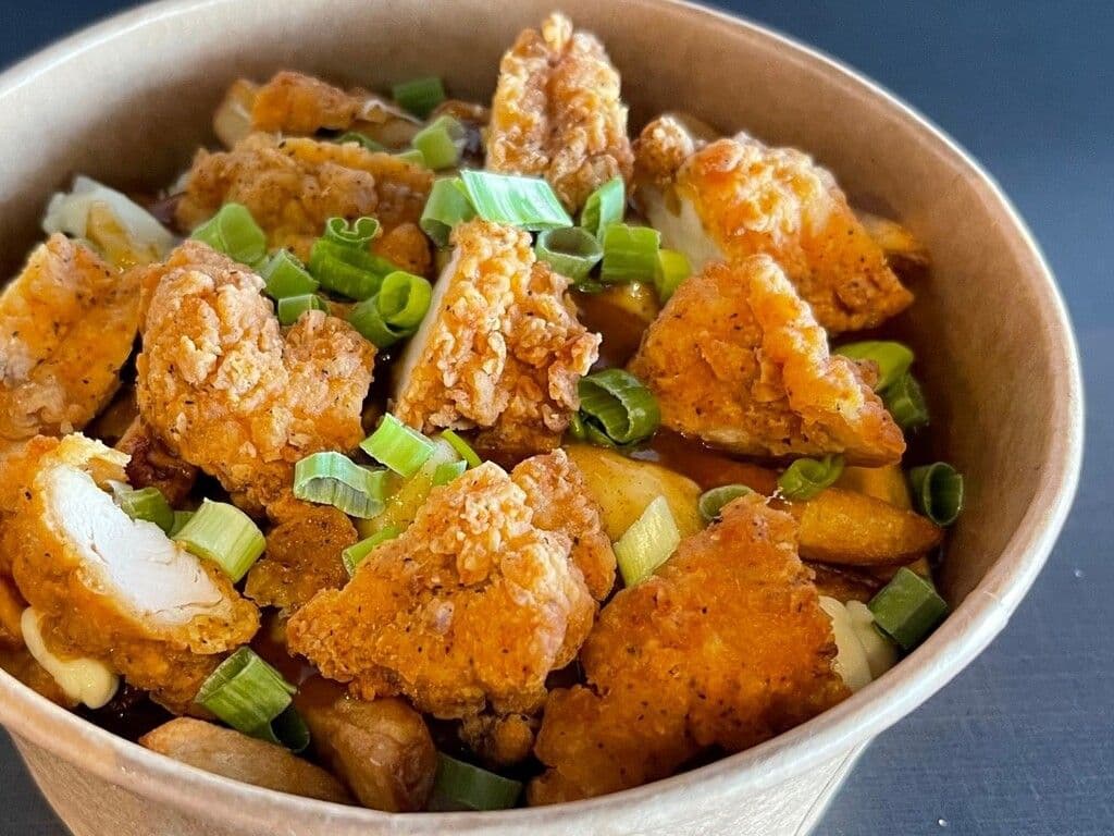 Chicken Strips Poutine