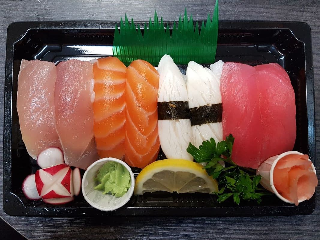 Sushi Appetizer (8 pcs)