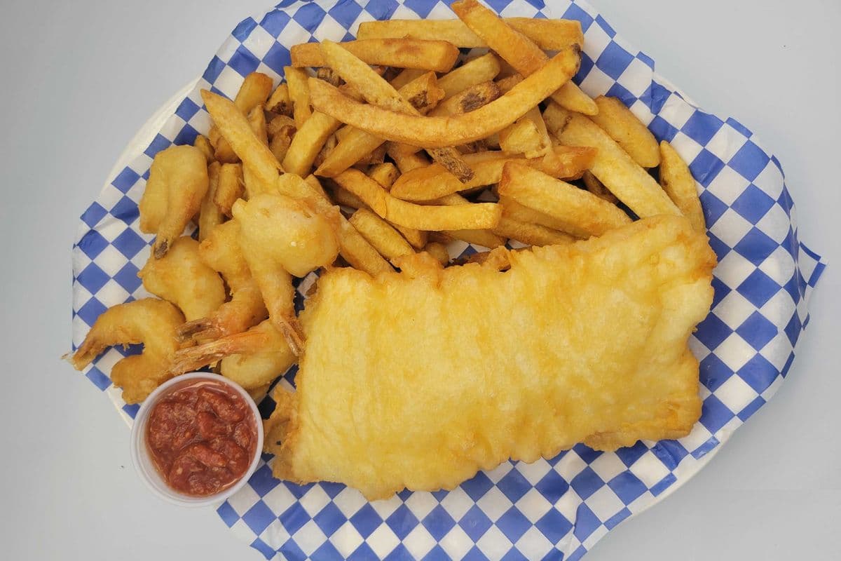 Halibut with Shrimp and Chips (1 pc)