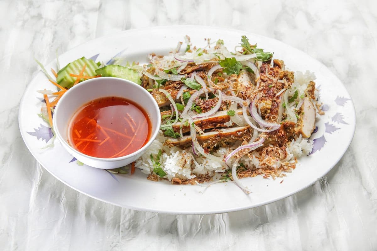 58. Lemongrass Chicken on Steamed Rice (Com Gà Nuong Xa)
