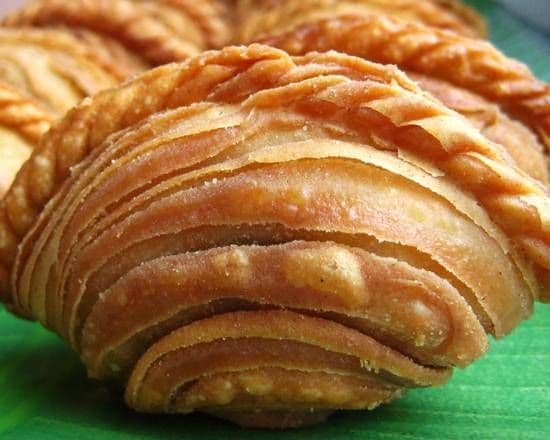 Curry Puffs (3pcs)