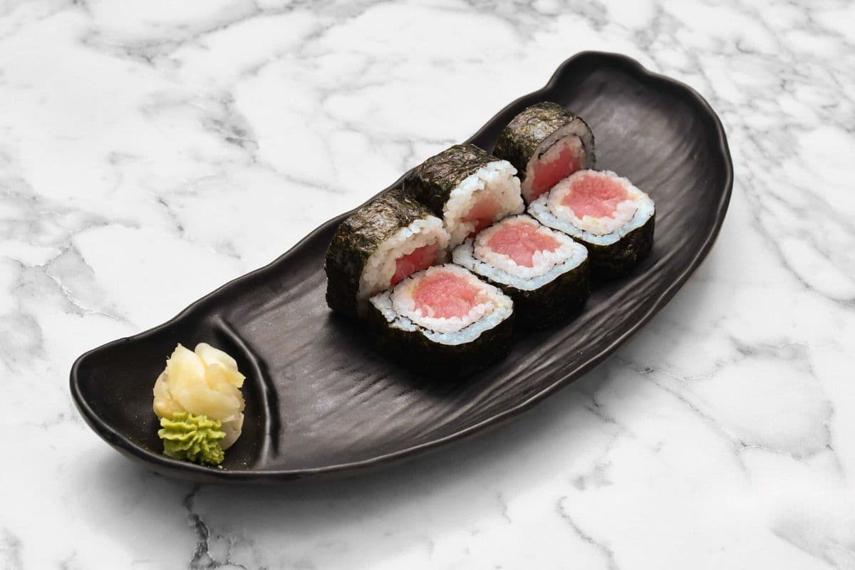 M1. Tuna Maki (6 pcs)