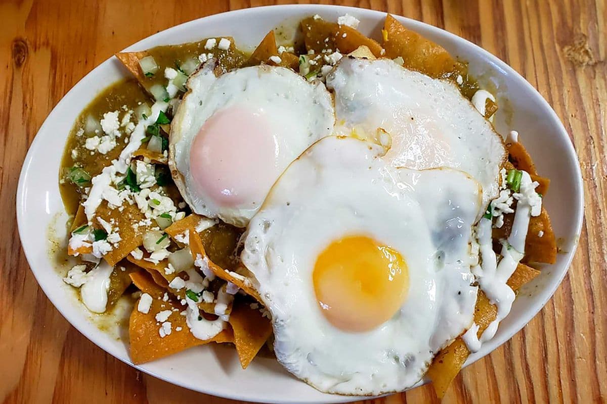 * Chilaquiles RED/GREEN with EGGS