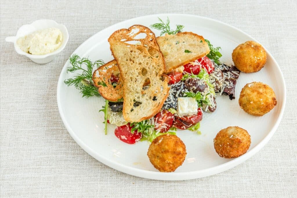 Salad with Cheese Balls