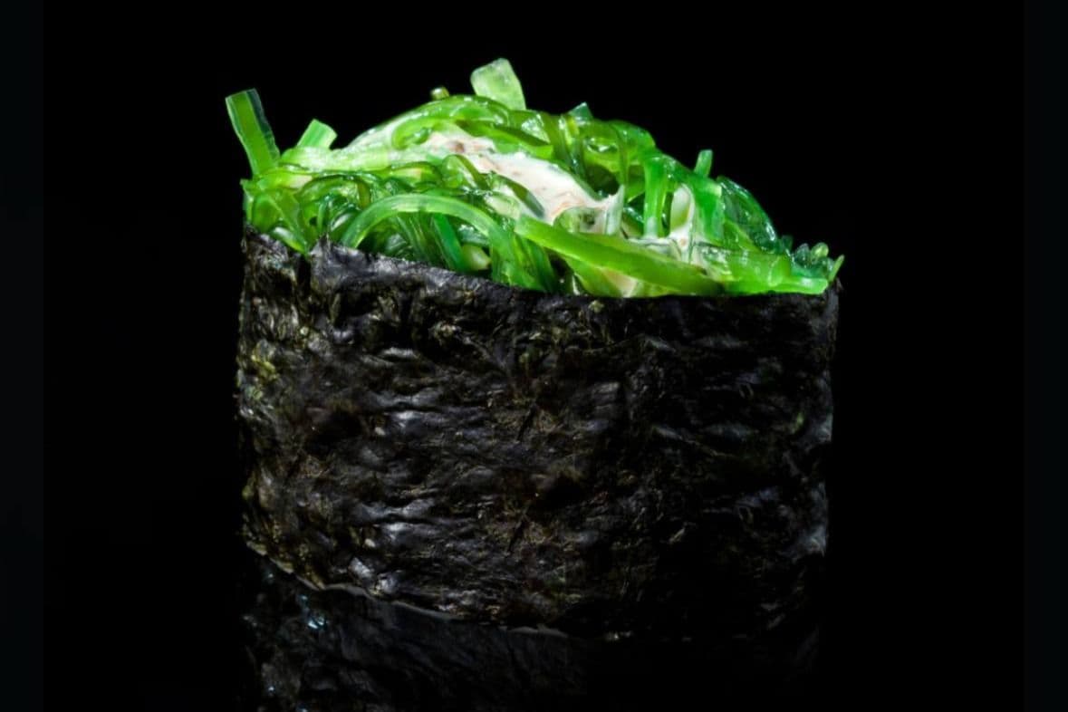 Gunkan Chuka Sushi (1 pc)