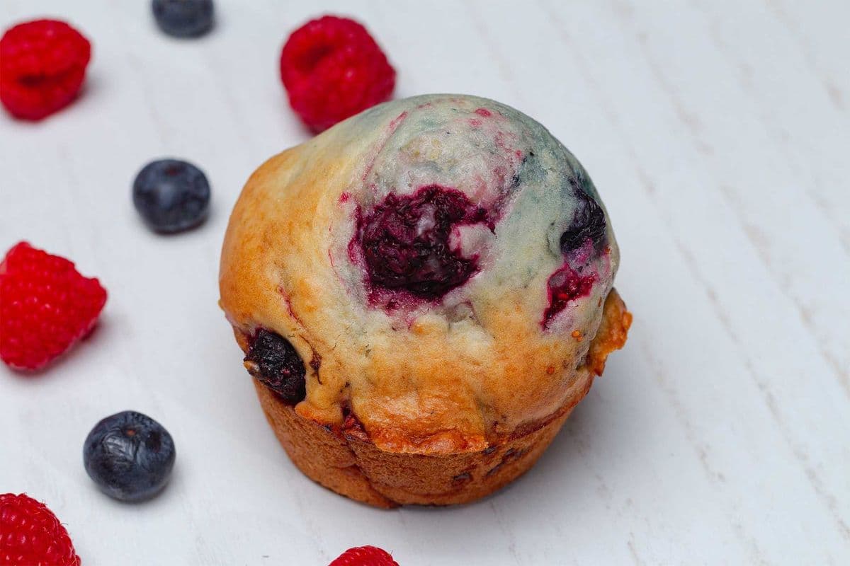 Buttermilk Berry Muffin