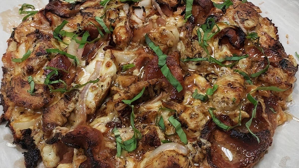 Grilled Chicken Pizza