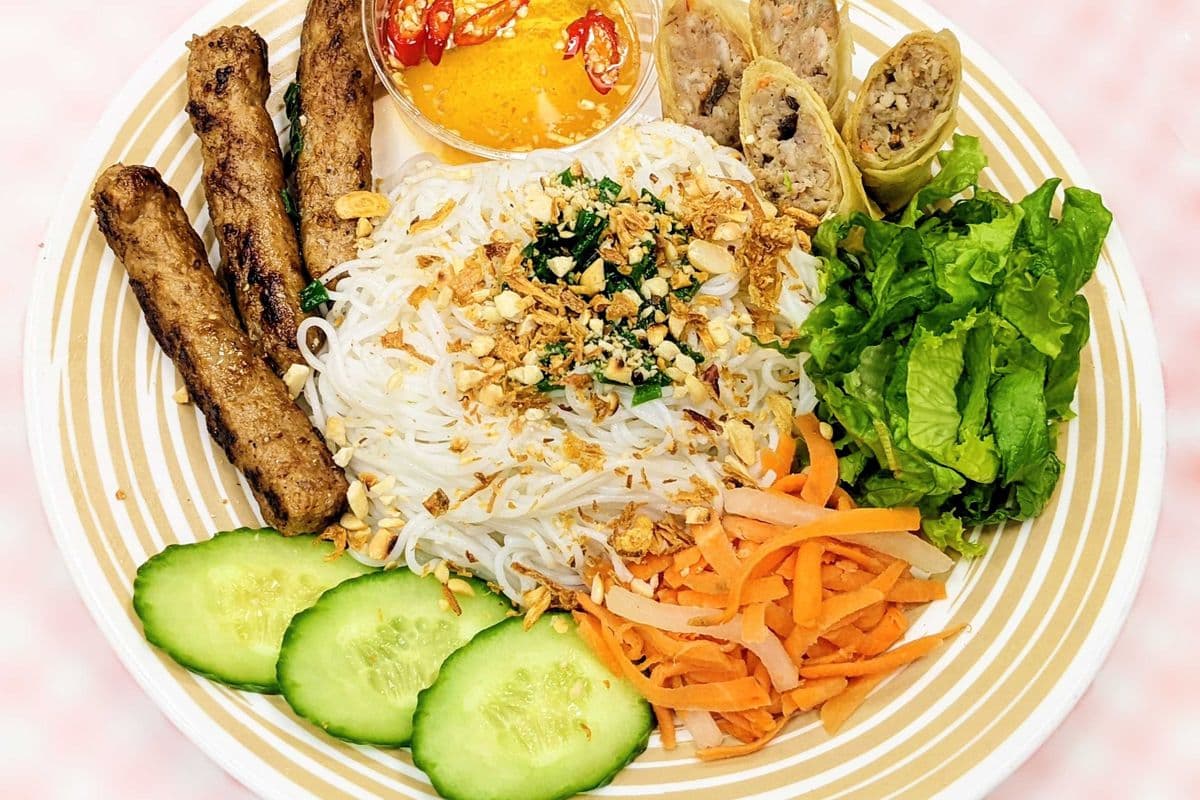 Vermicelli - Pork Rolls and Spring Rolls