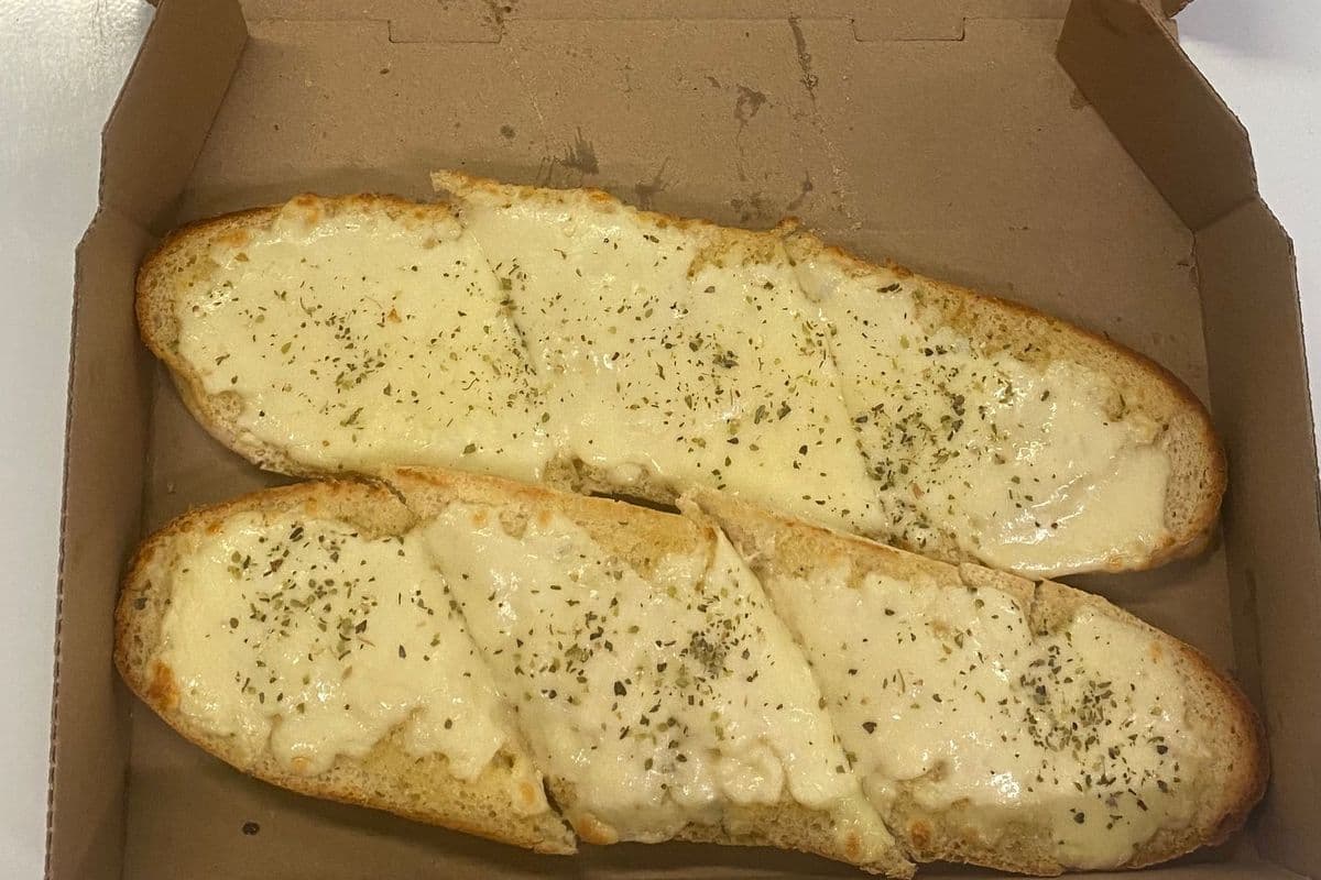 Garlic Bread with Cheese