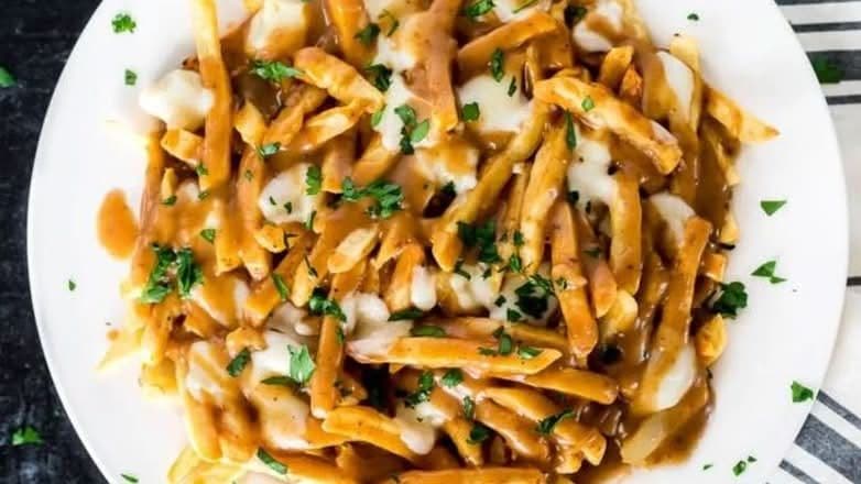 Classic Poutine