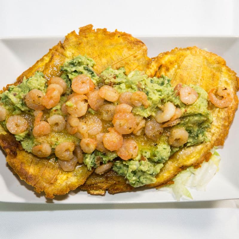 Patacon con Camaron y Guacamole (2 pcs)