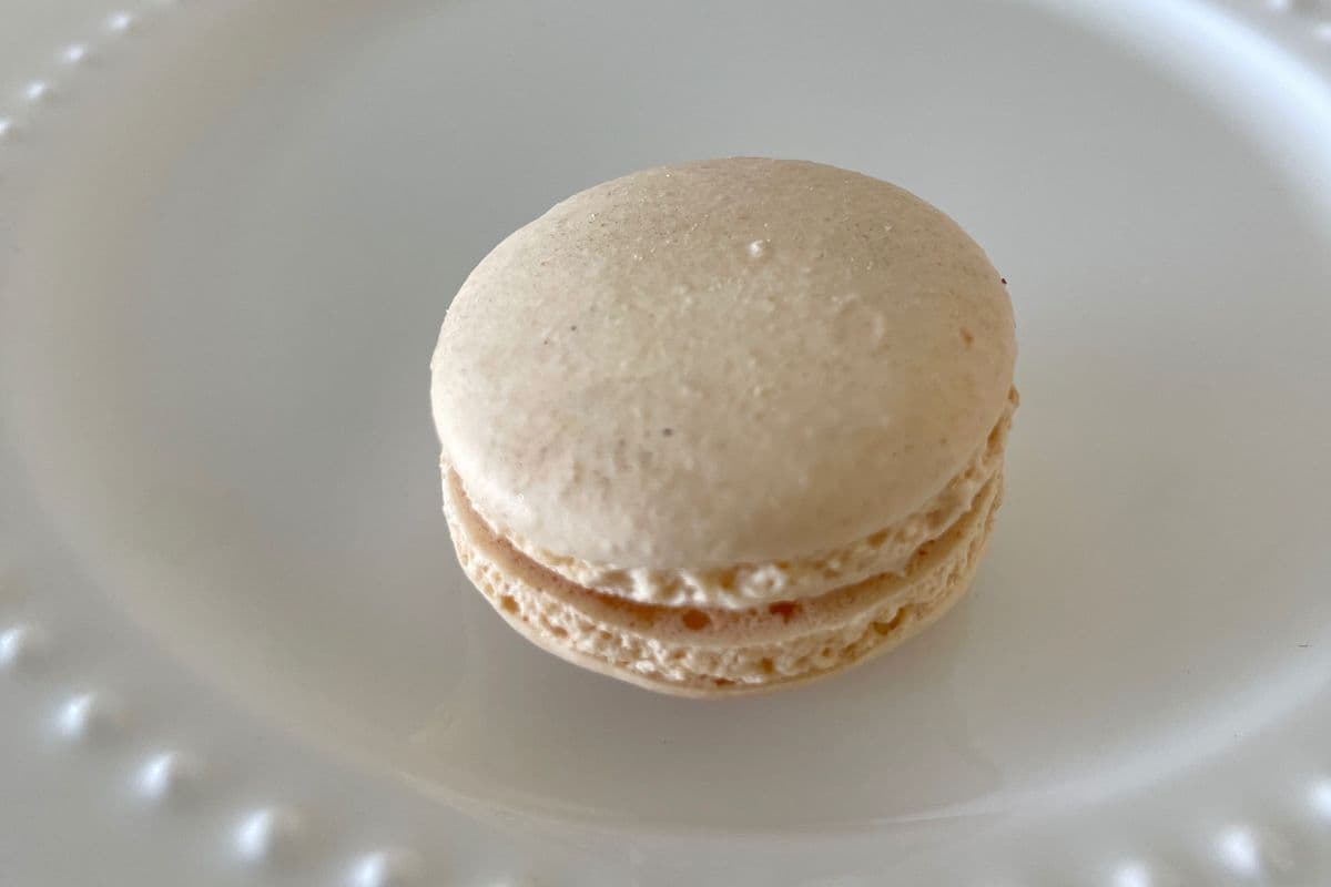Vanilla Macaron
