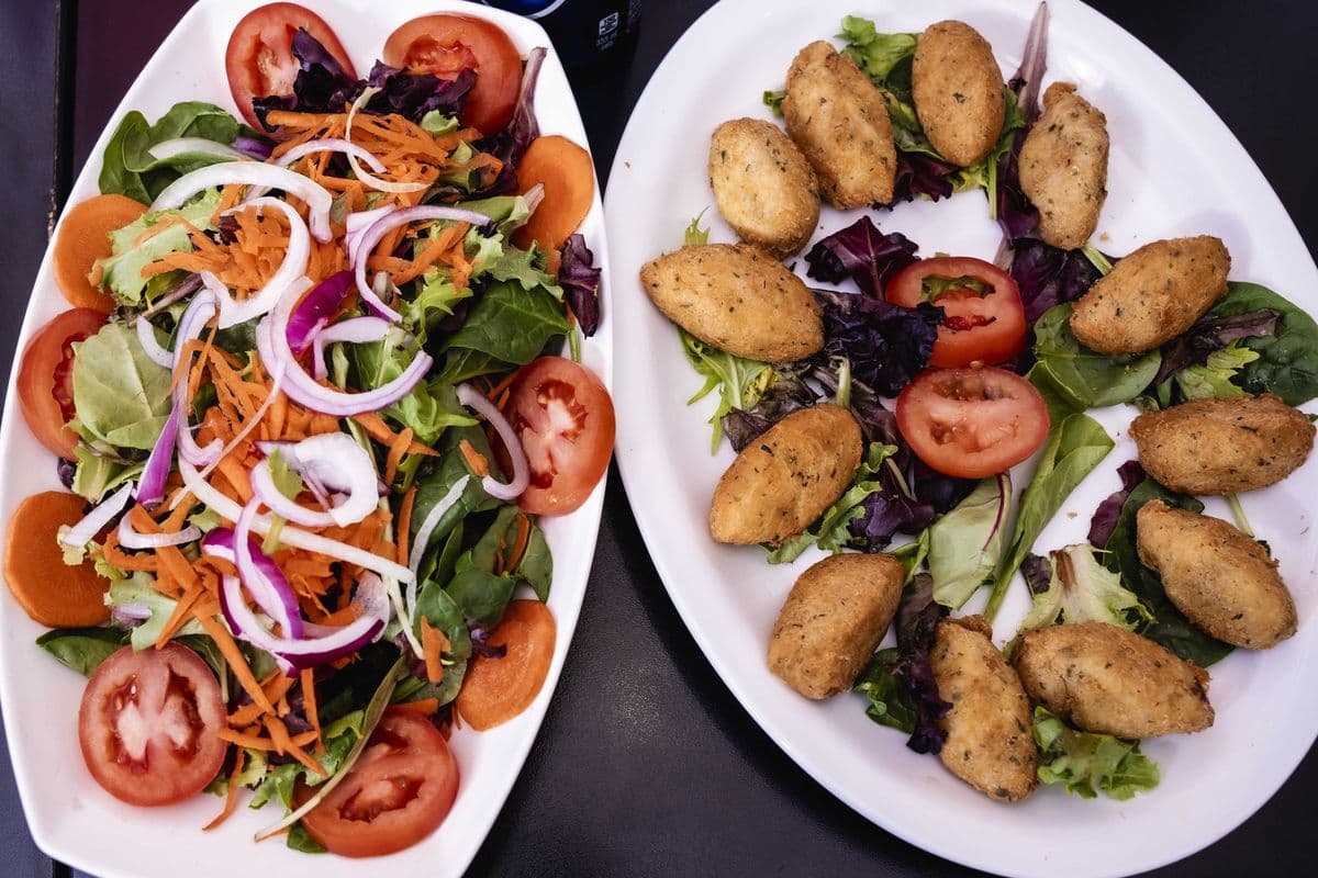 Salade de 12 Croquettes de Morue / Salad of 12 Cod Cake