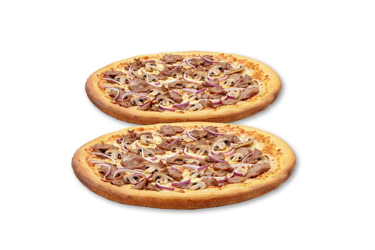 Deux Pizzas Extra-Larges au Steak Philly / Two Extra-Large Philly Steak Pizzas