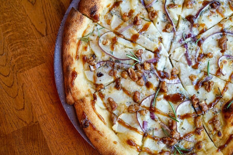 COWICHAN VALLEY PEAR AND GORGONZOLA