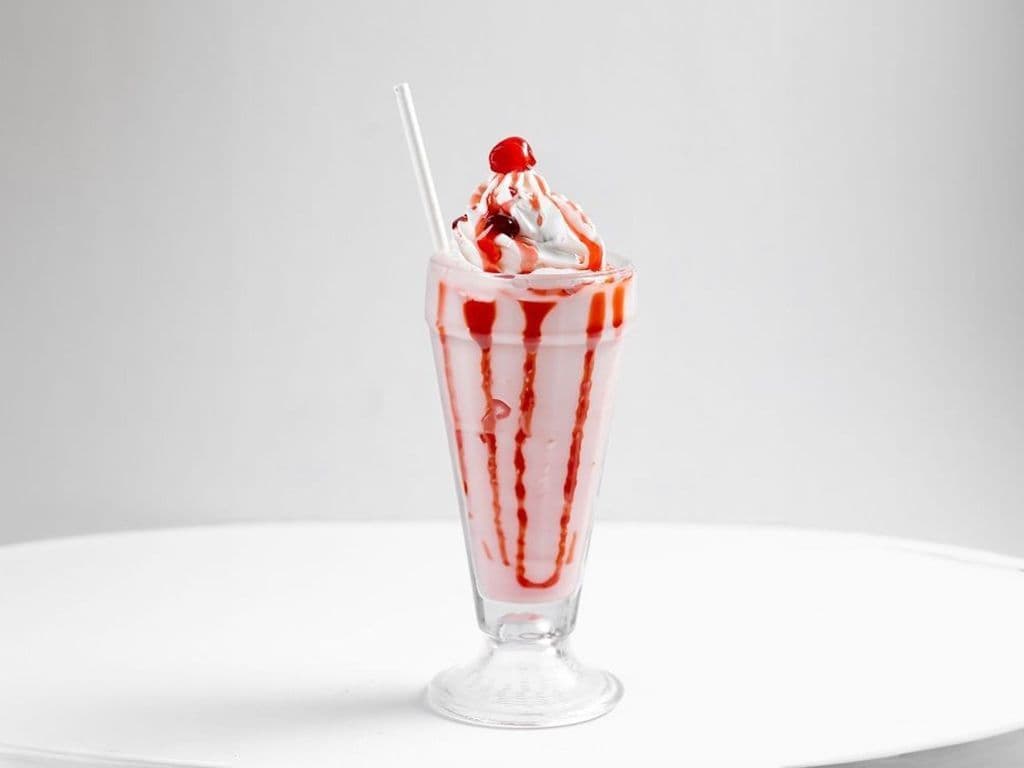 Strawberry Milkshake*