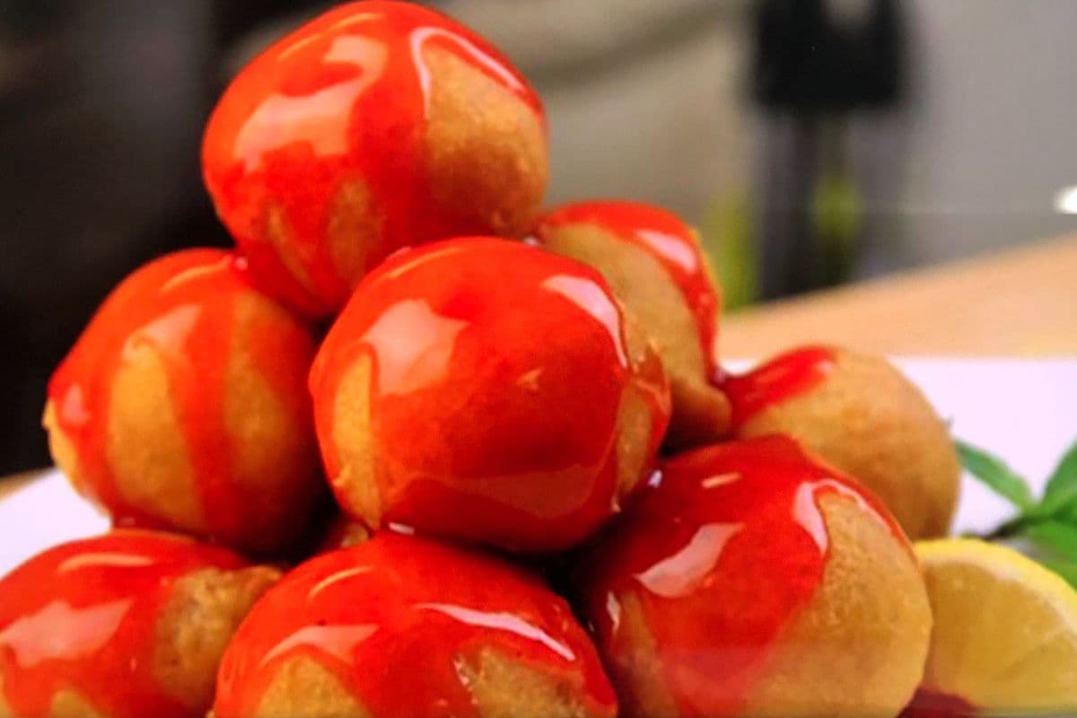 604. Chicken Ball in Sweet-and-Sour Sauce 甜酸鸡球