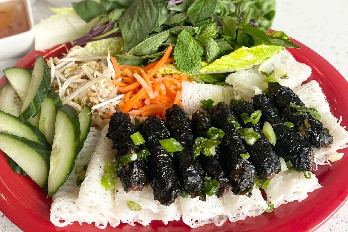 WR3. Grilled Minced Beef La Lop Thin Vermicelli (Banh Hoi and Bo La Lop)
