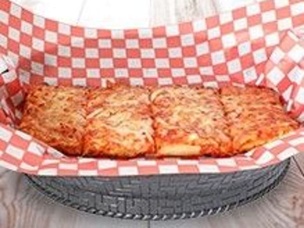 Cheezy Pizza