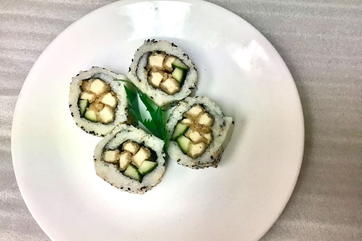 Large Crispy Chicken Maki (starting from 4 pcs)