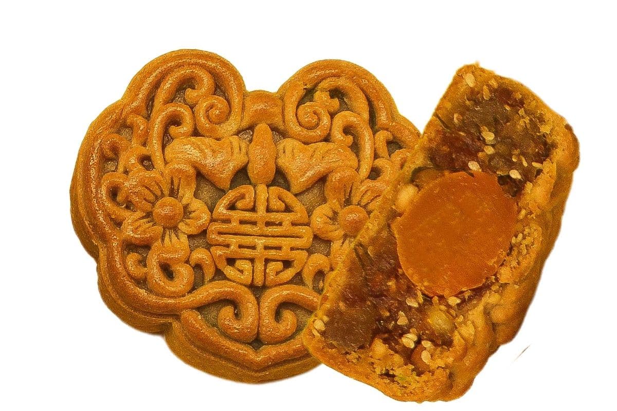 Mixed Nut w/ Roasted Chicken Mooncake / Thập Cẩm Gà Quay 🥮