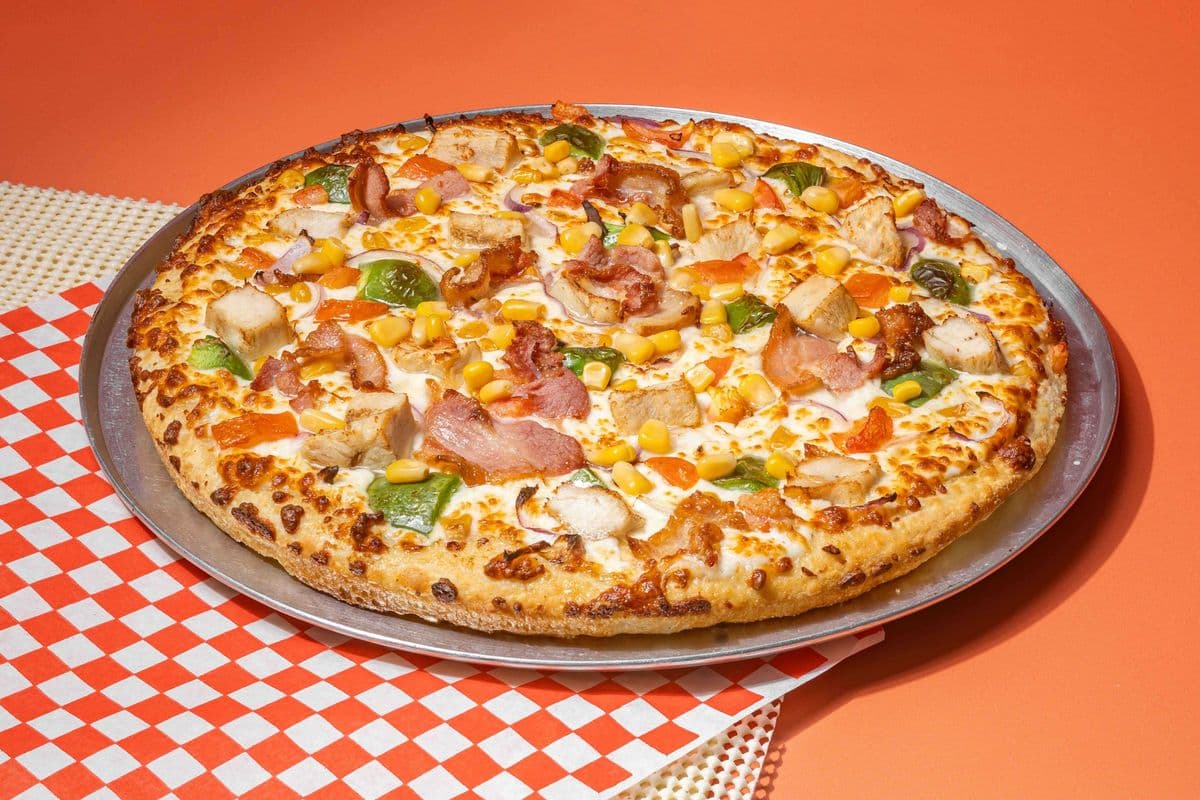 Chicken Bacon Ranch Pizza (Halal)