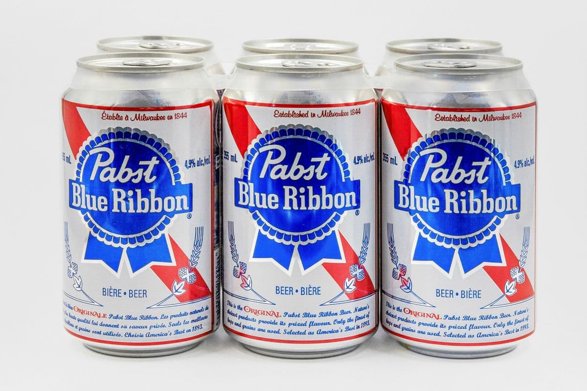 Pabst Blue Ribbon (6 x 355 ml Cans)