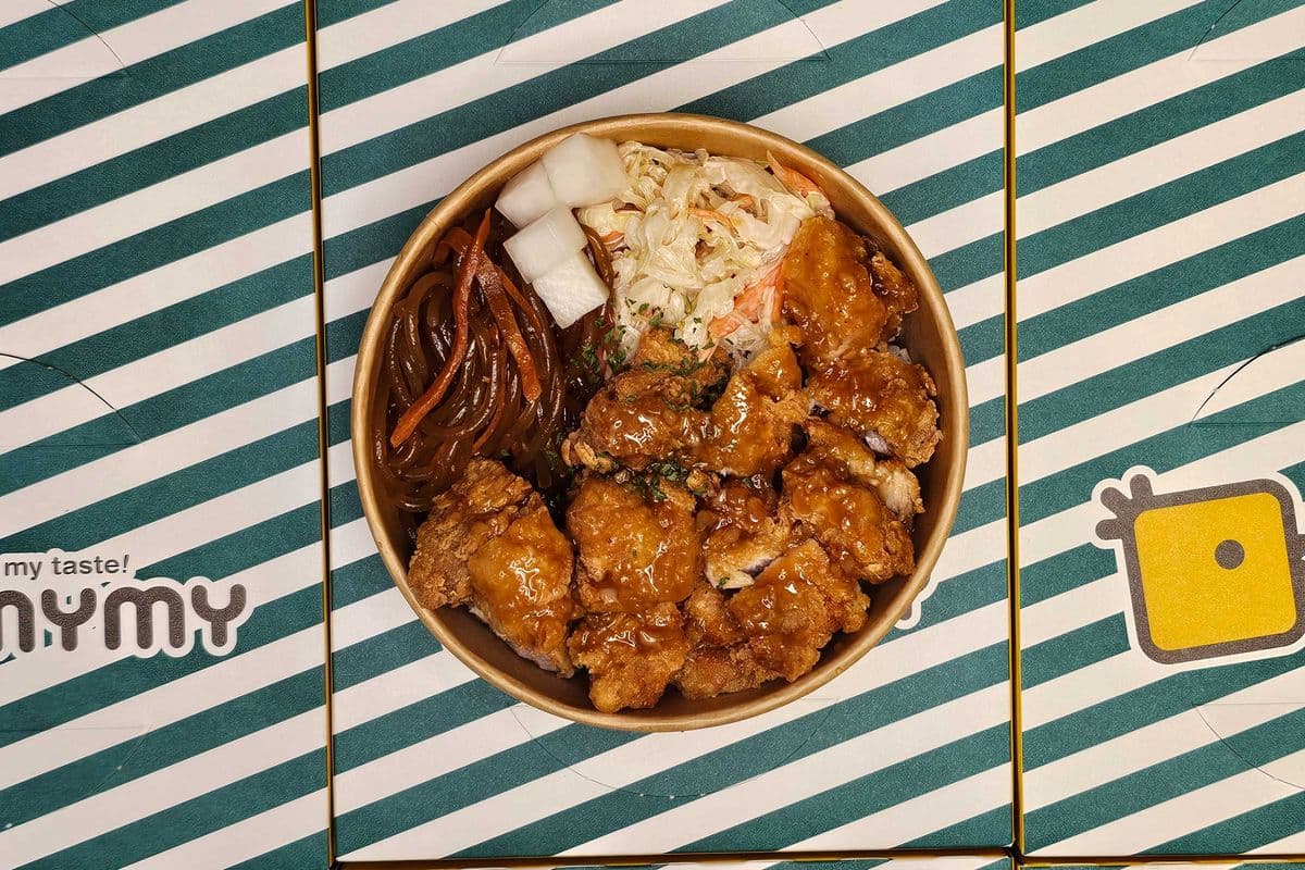 Honey Garlic Fried Chicken Cup Bap (Halal)