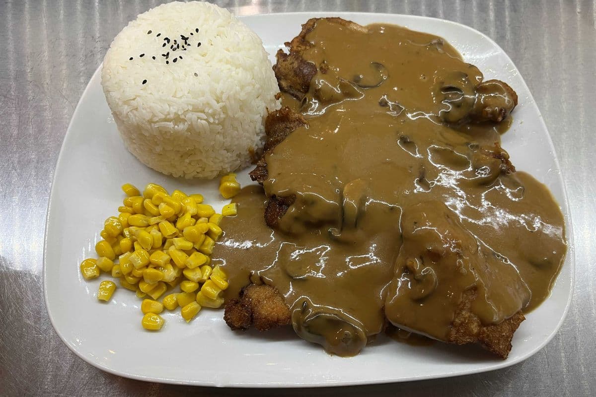 Black Pepper Chicken with Mushroom Sauce with Rice